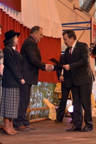 XIII Powiatowy Festiwal Pieśni Patriotycznej 2013