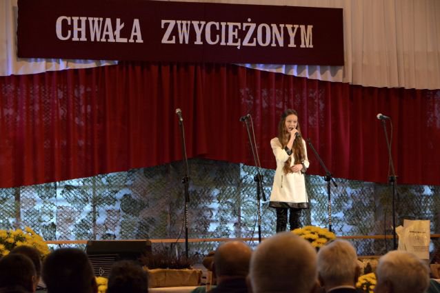 XIII Powiatowy Festiwal Pieśni Patriotycznej 2013