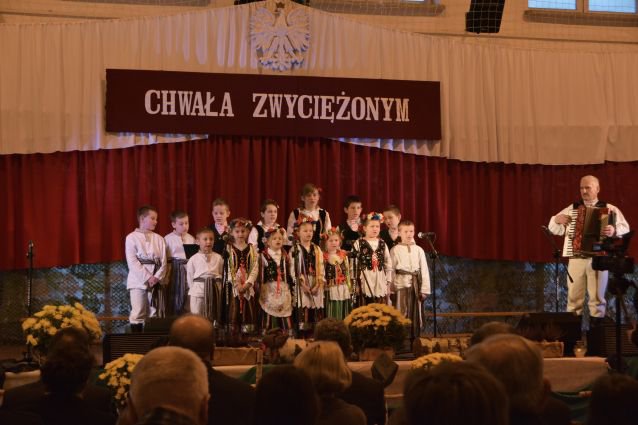 XIII Powiatowy Festiwal Pieśni Patriotycznej 2013