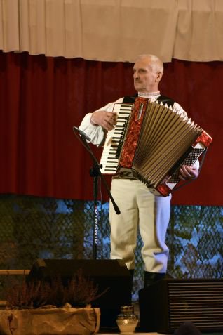 XIII Powiatowy Festiwal Pieśni Patriotycznej 2013