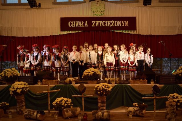 XIII Powiatowy Festiwal Pieśni Patriotycznej 2013