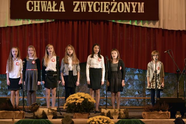XIII Powiatowy Festiwal Pieśni Patriotycznej 2013