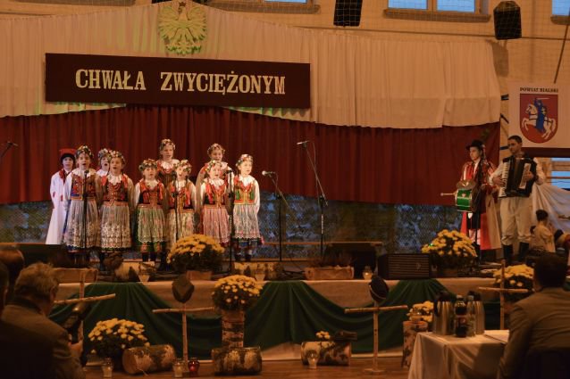 XIII Powiatowy Festiwal Pieśni Patriotycznej 2013