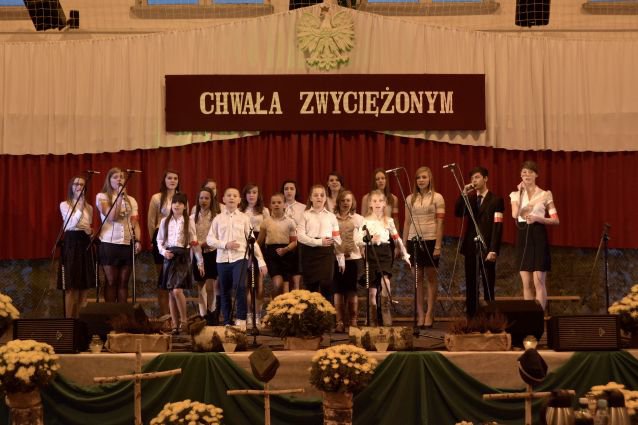 XIII Powiatowy Festiwal Pieśni Patriotycznej 2013