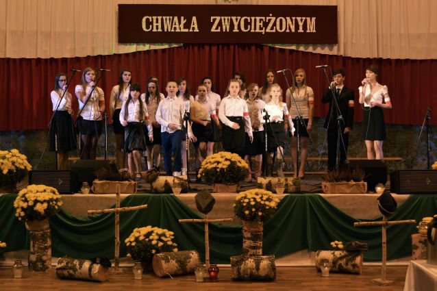 XIII Powiatowy Festiwal Pieśni Patriotycznej 2013