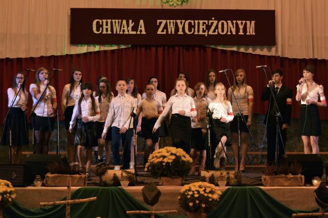 XIII Powiatowy Festiwal Pieśni Patriotycznej 2013