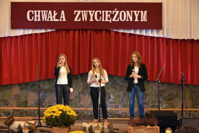 XIII Powiatowy Festiwal Pieśni Patriotycznej 2013