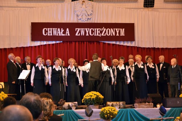 XIII Powiatowy Festiwal Pieśni Patriotycznej 2013