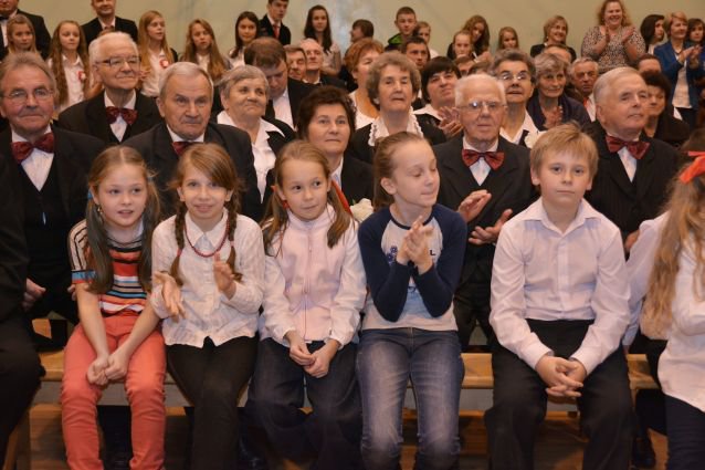 XIII Powiatowy Festiwal Pieśni Patriotycznej 2013