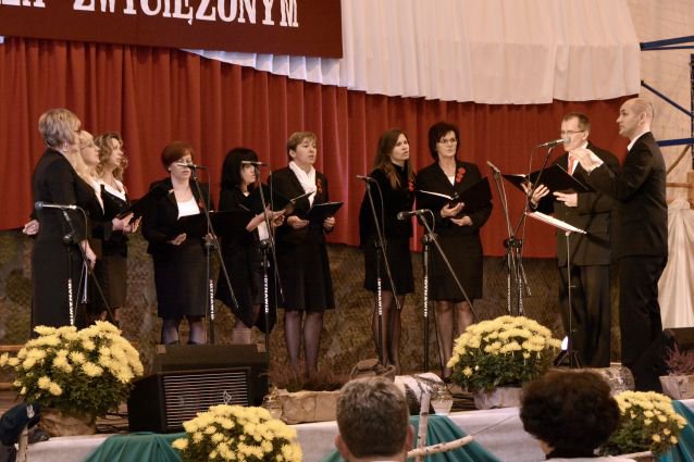XIII Powiatowy Festiwal Pieśni Patriotycznej 2013